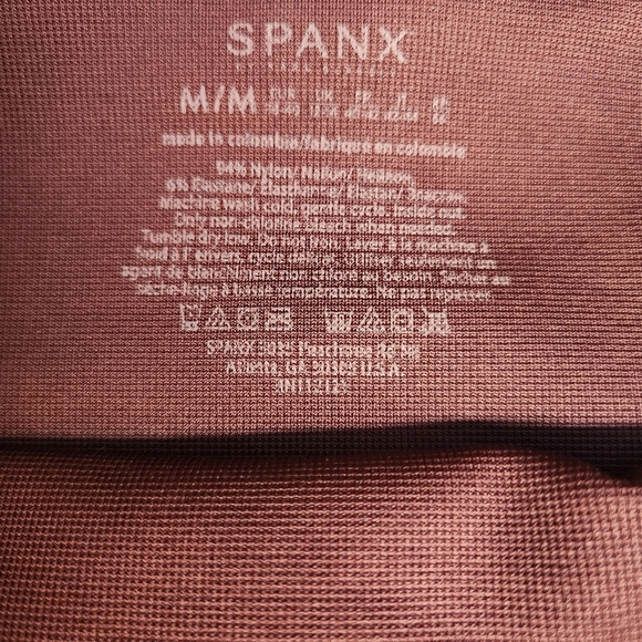 NWOT SPANX Look At Me Now Moto Seamless Leggings High Waist Burgundy Sz M - Picture 3 of 6
